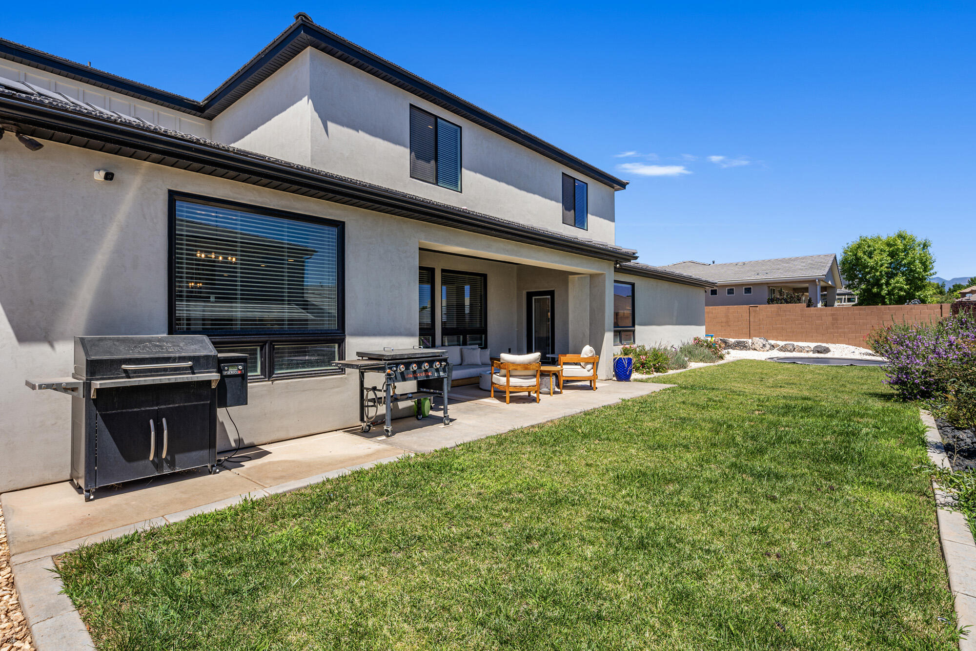 1051 S HIGH MESA CIR