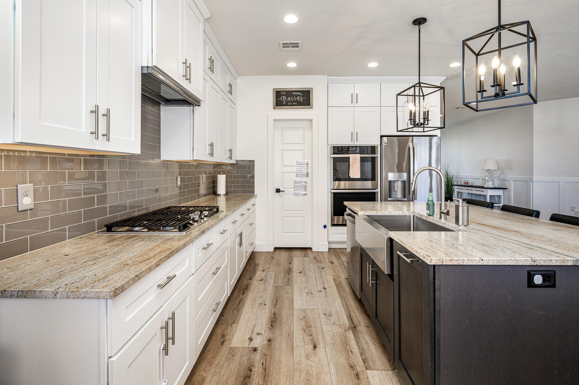 1051 S HIGH MESA CIR