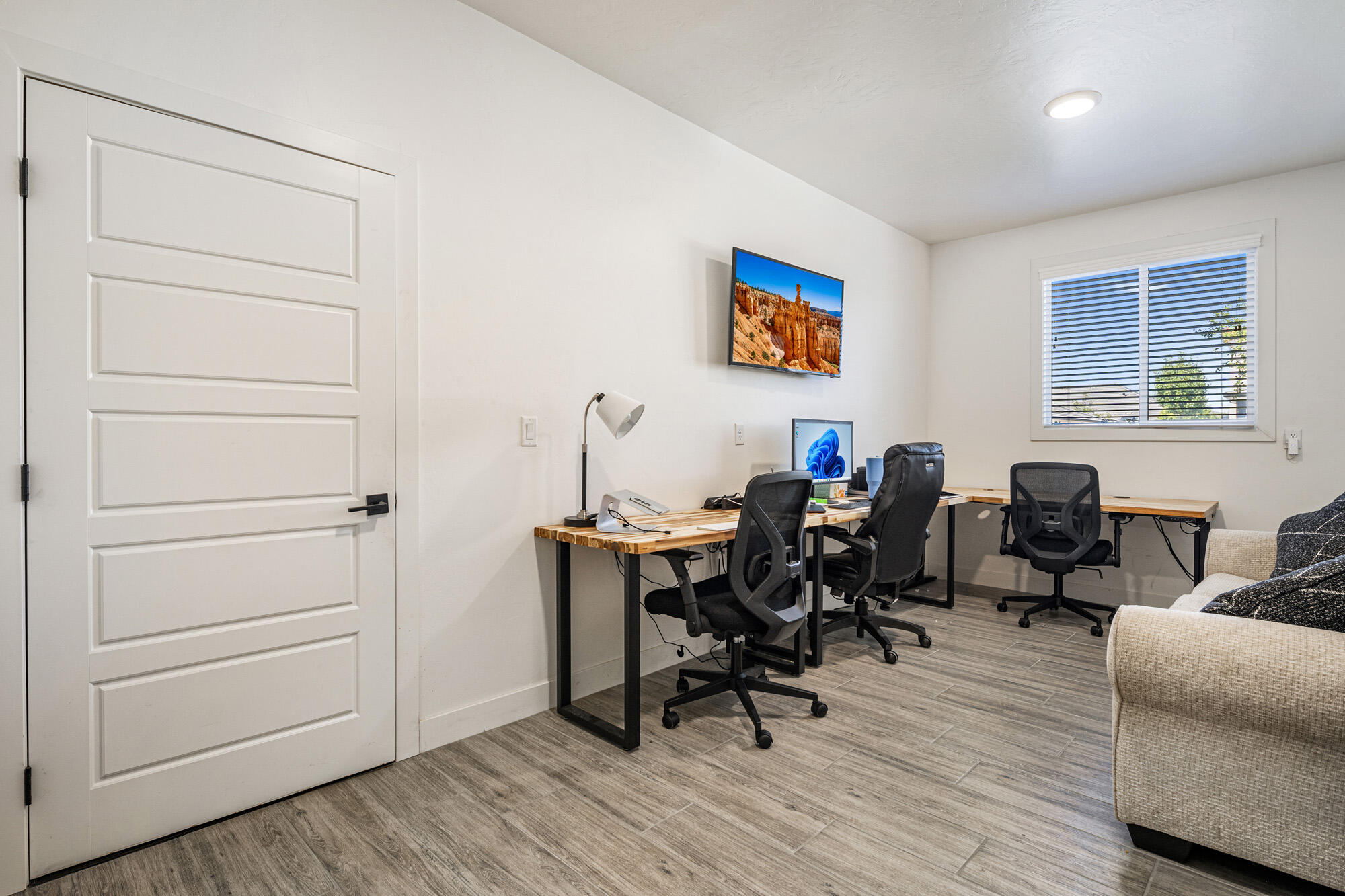 1051 S HIGH MESA CIR