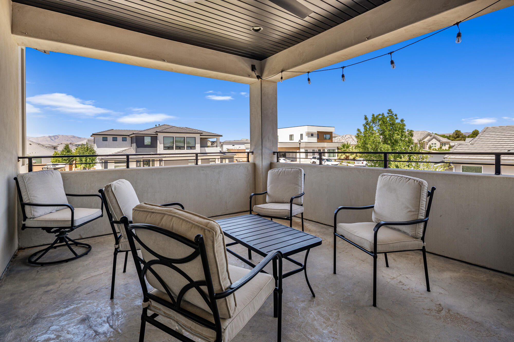 1051 S HIGH MESA CIR