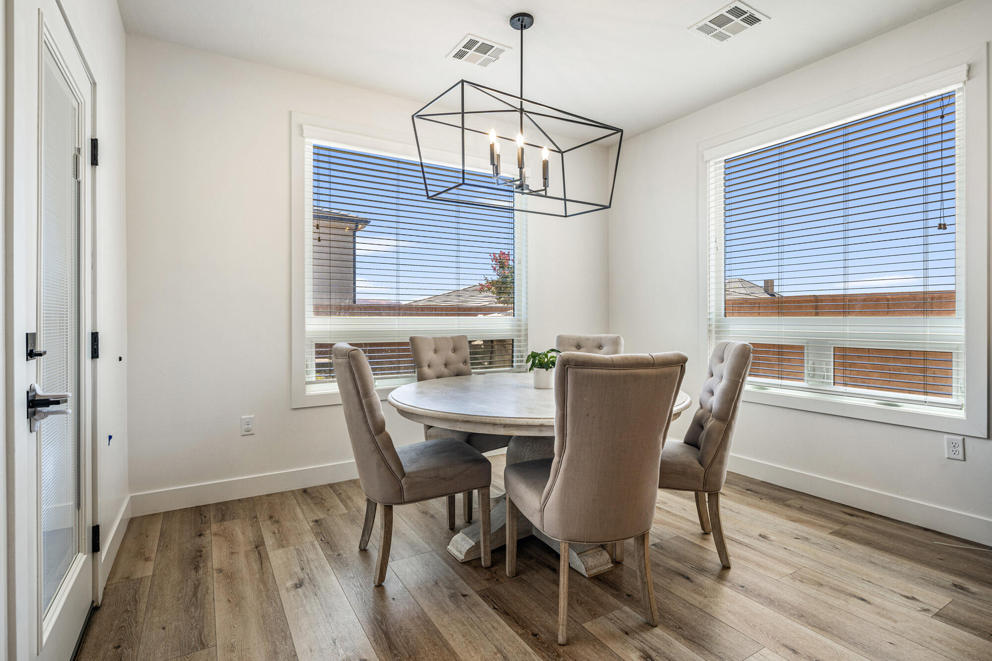 1051 S HIGH MESA CIR