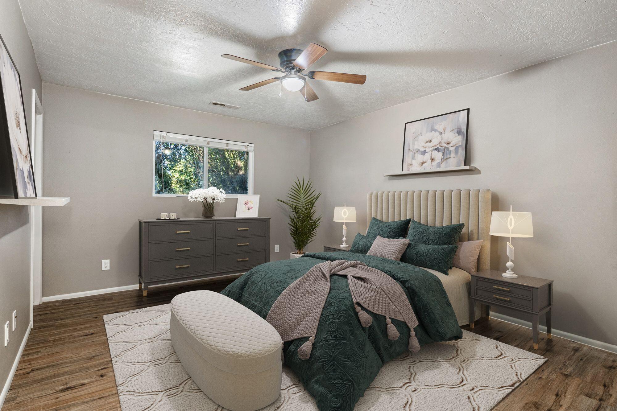 1244 W 620 CIR