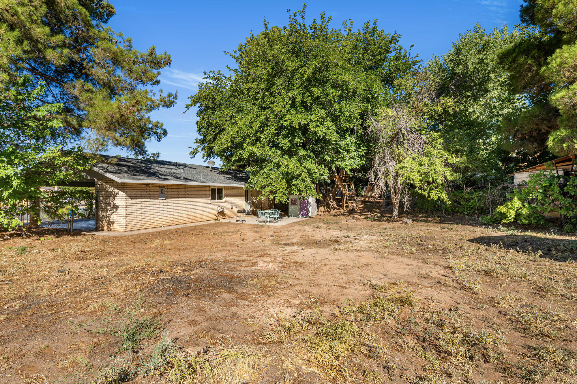 1244 W 620 CIR