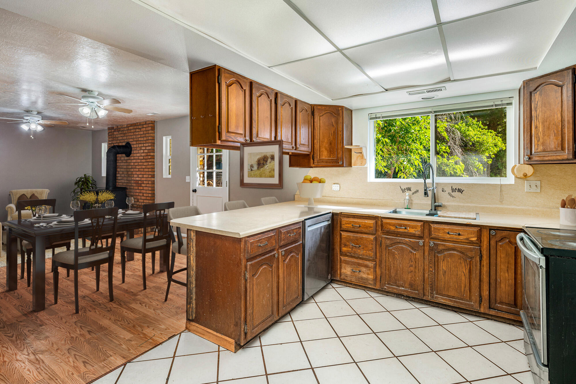 1244 W 620 CIR