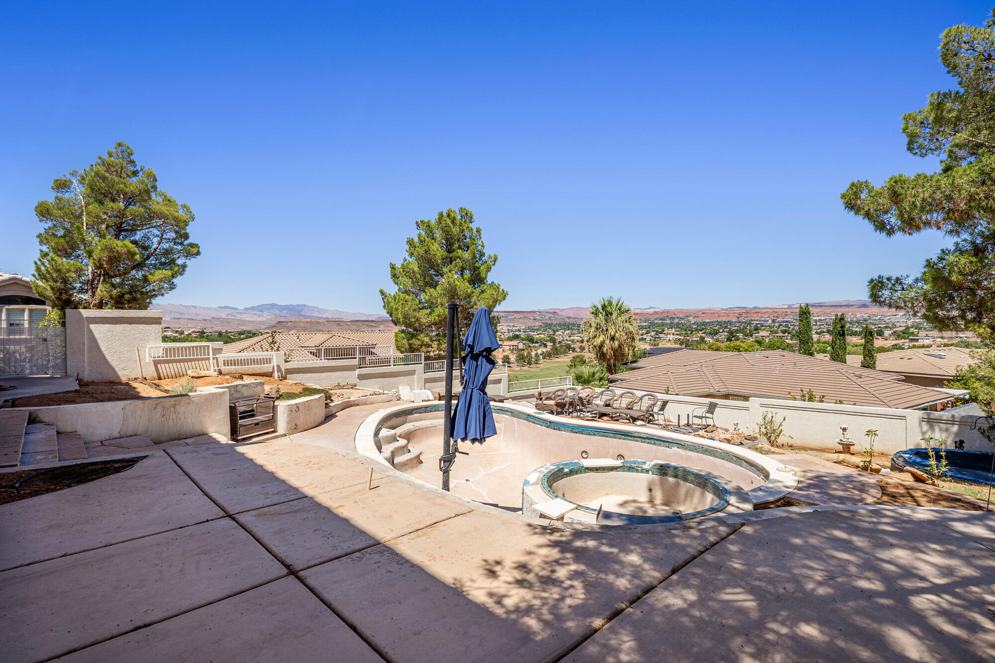 2291 S AUGUSTA DR
