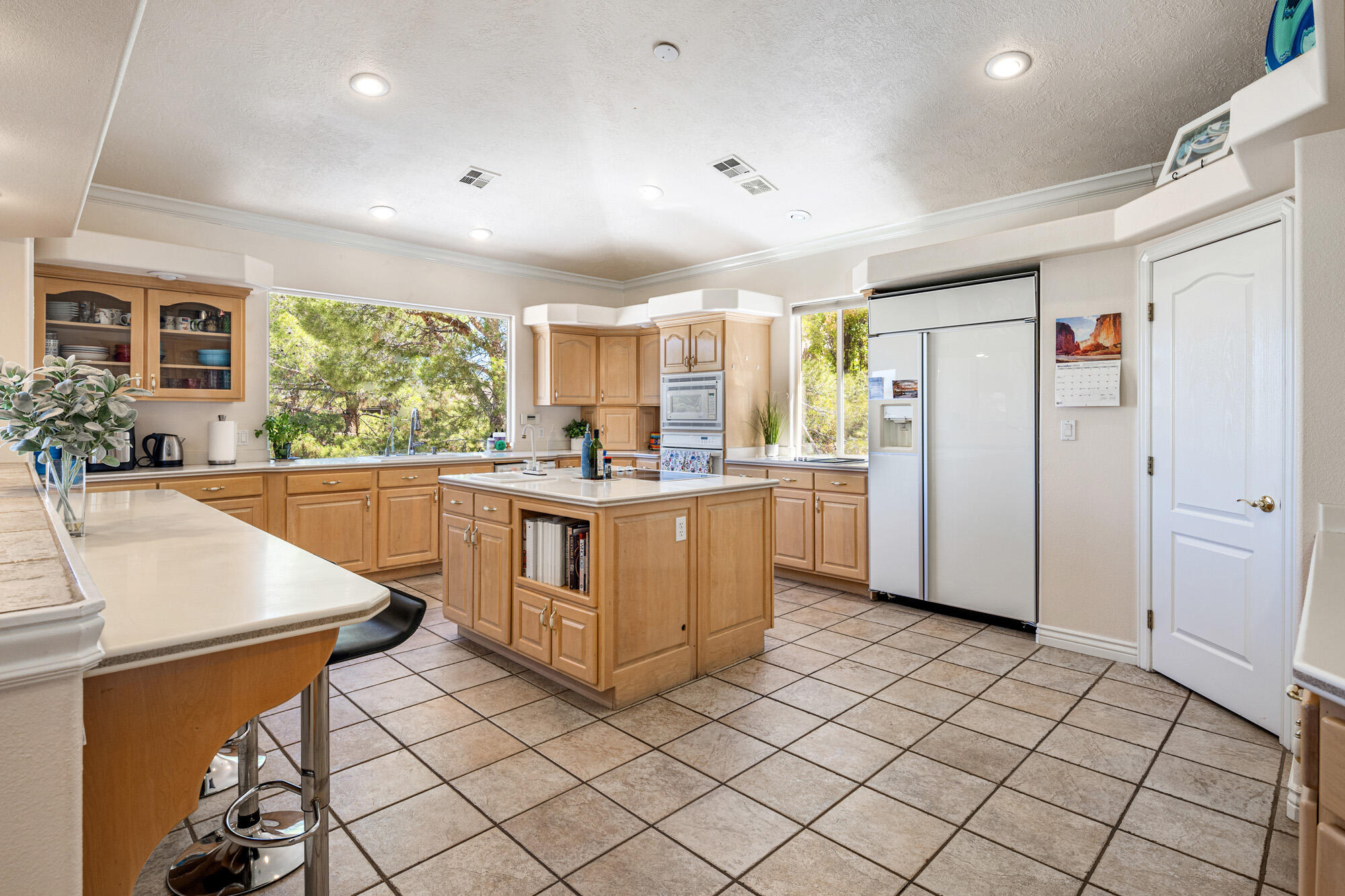 2291 S AUGUSTA DR