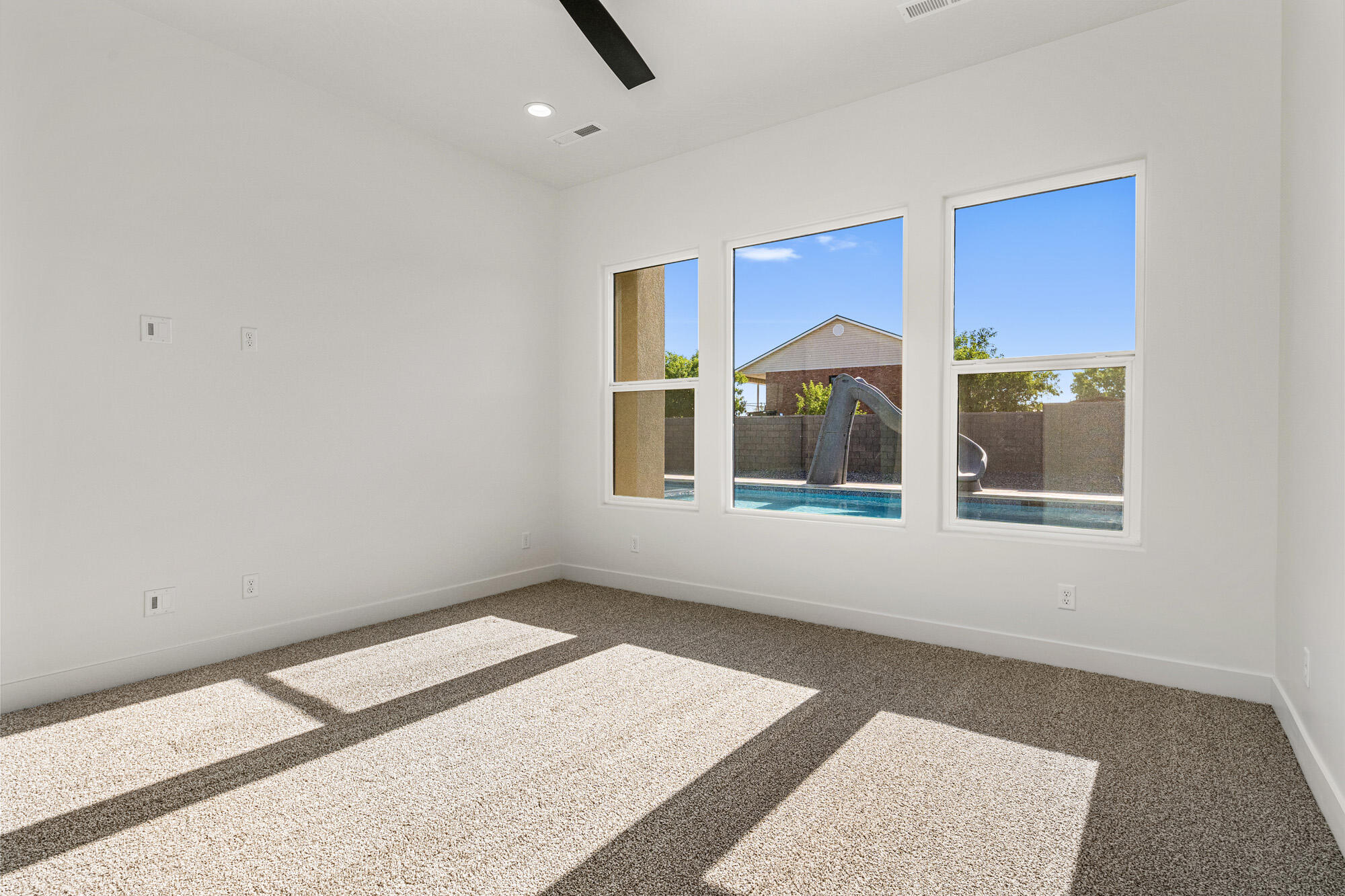 1007 S Quick Draw DR