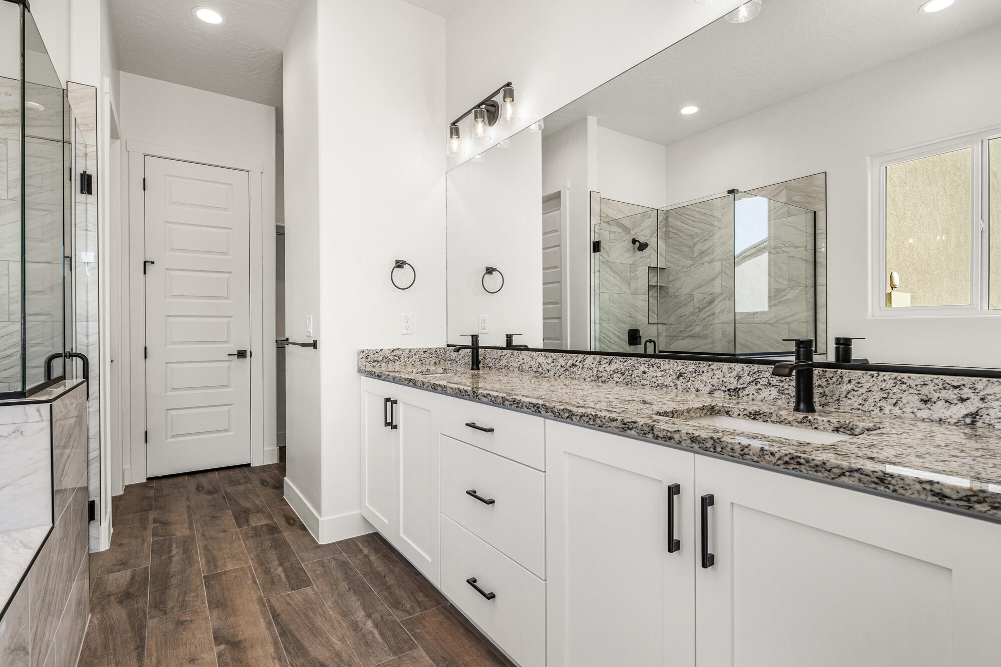 1007 S Quick Draw DR