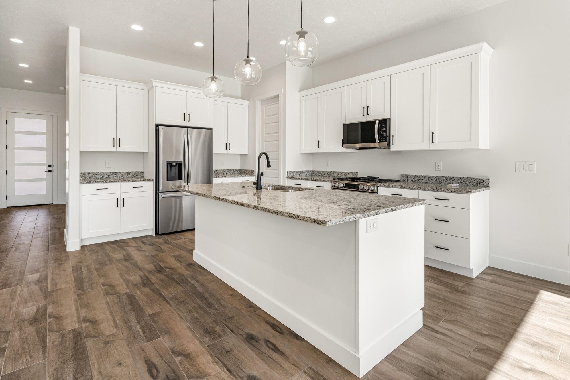 1007 S Quick Draw DR