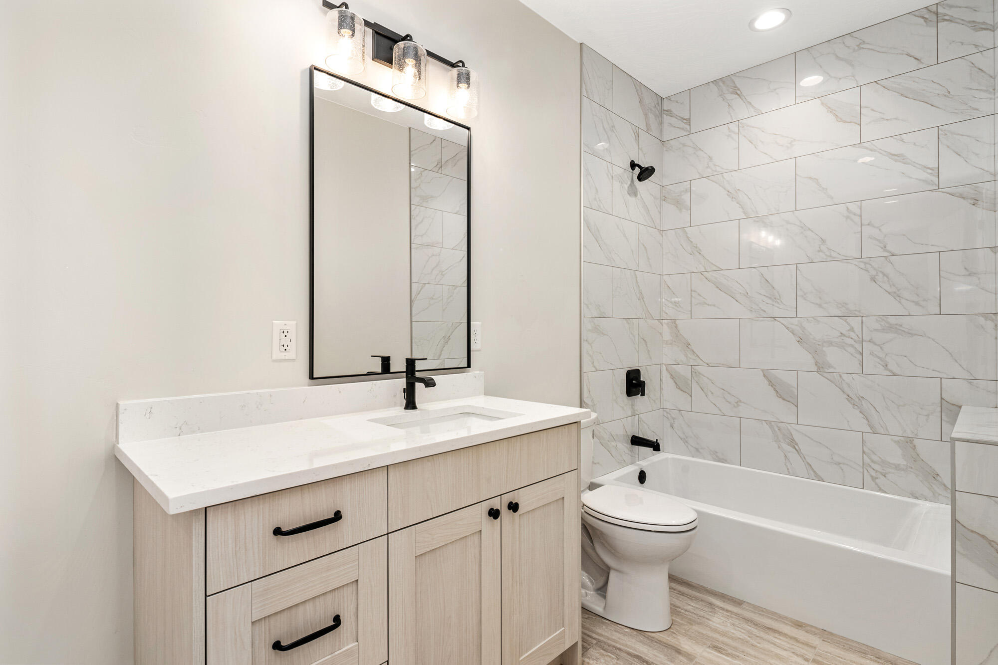 4602 S Malt House Cv