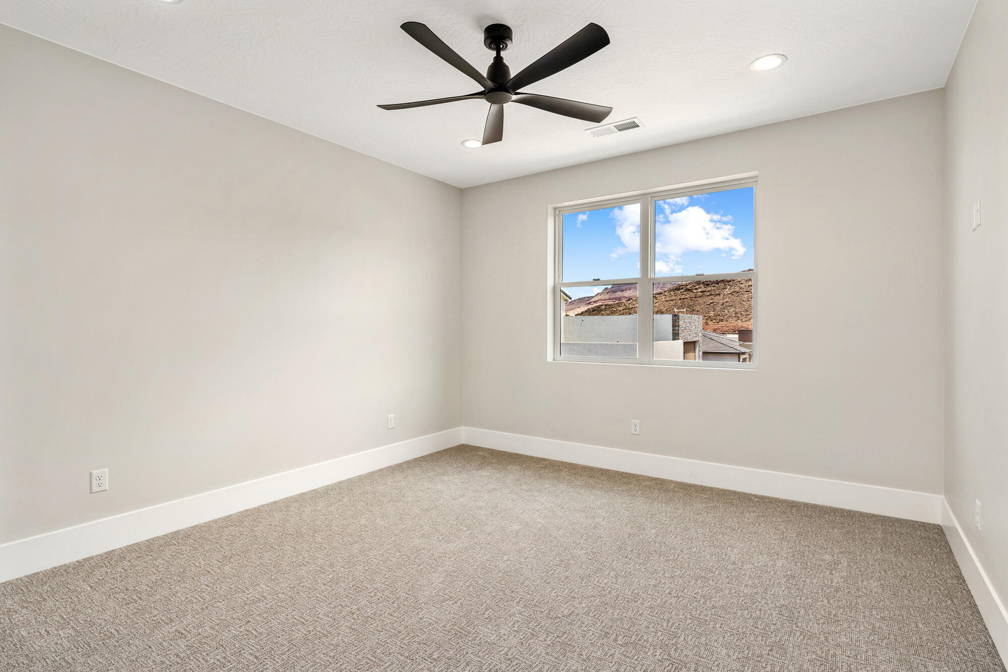 4602 S Malt House Cv