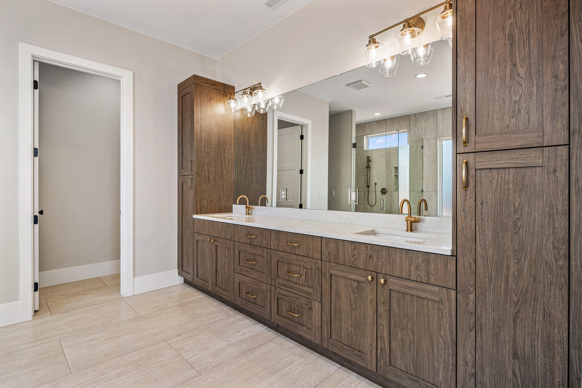4602 S Malt House Cv