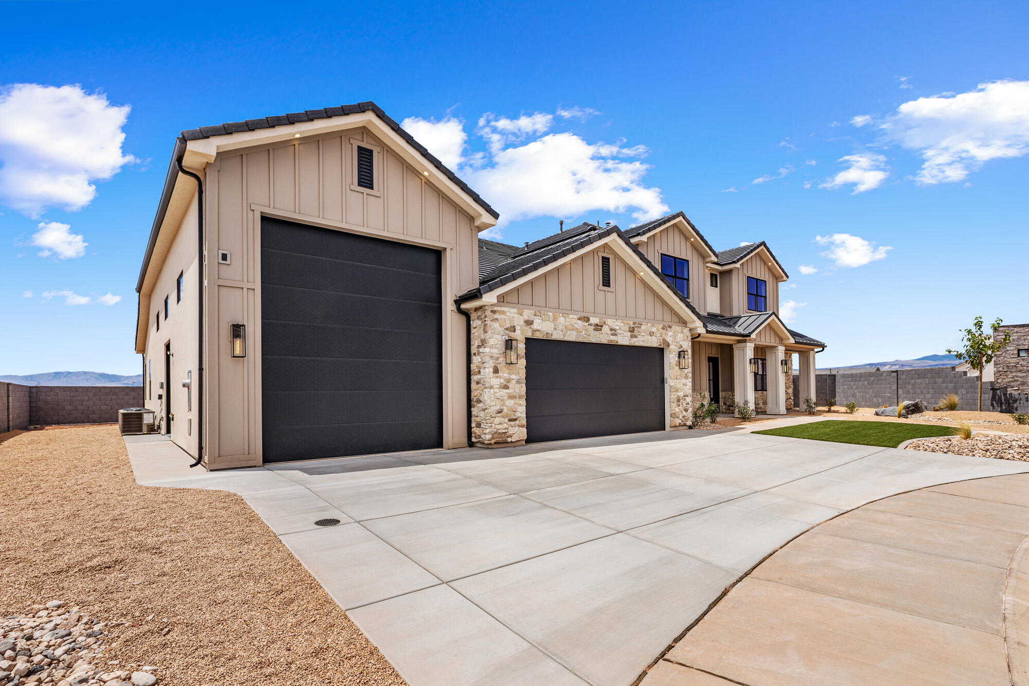 4602 S Malt House Cv