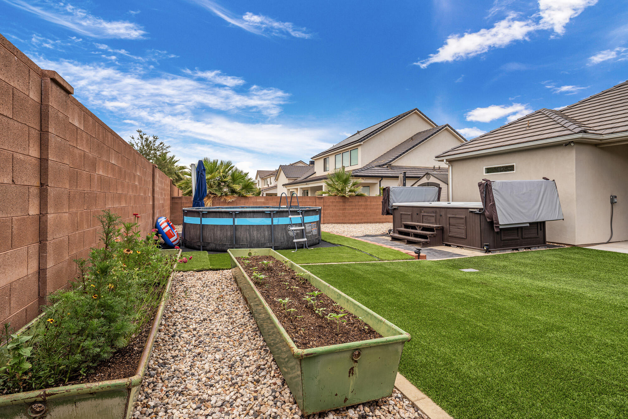 3136 E Blue Quartz DR