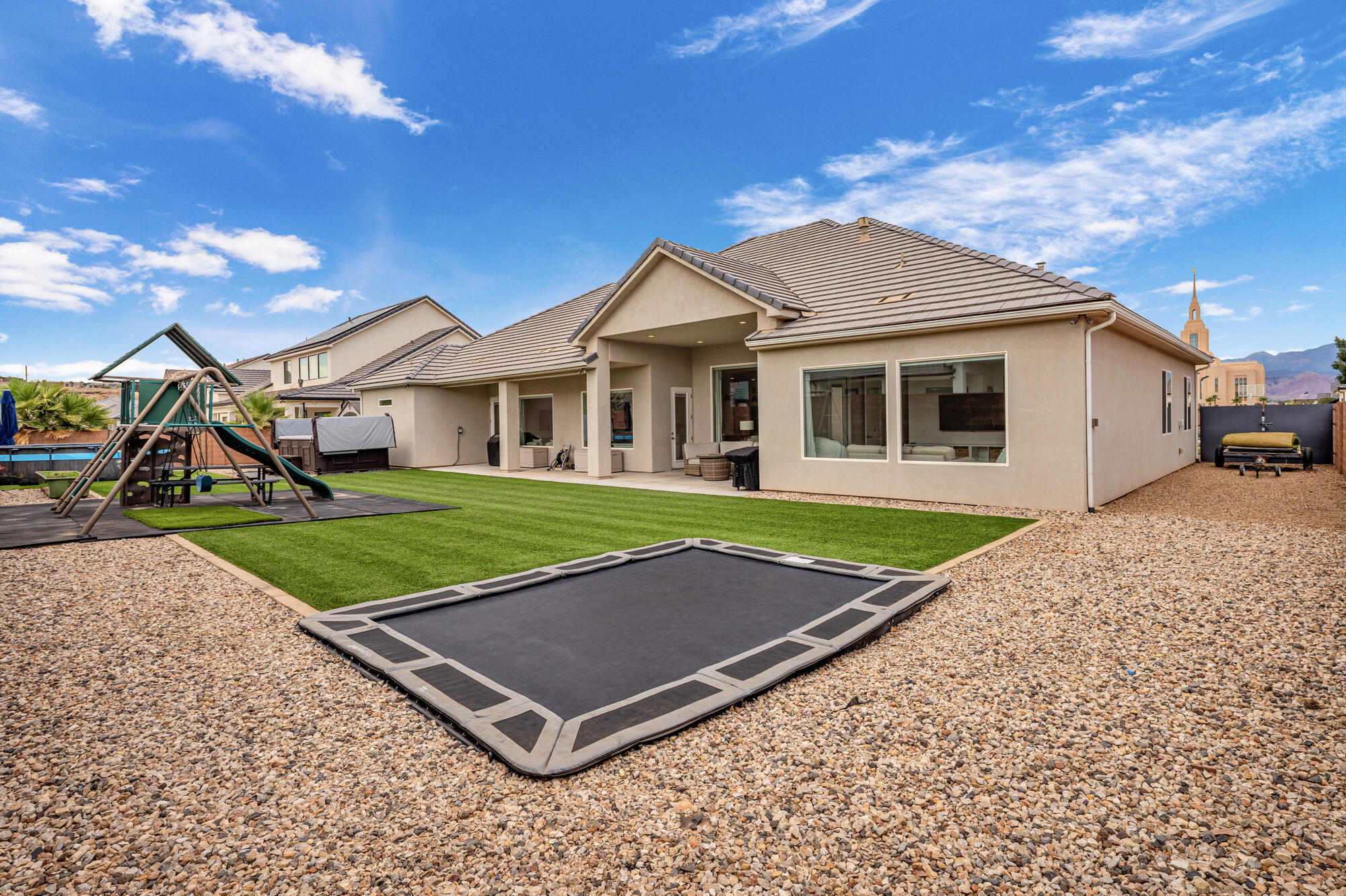 3136 E Blue Quartz DR