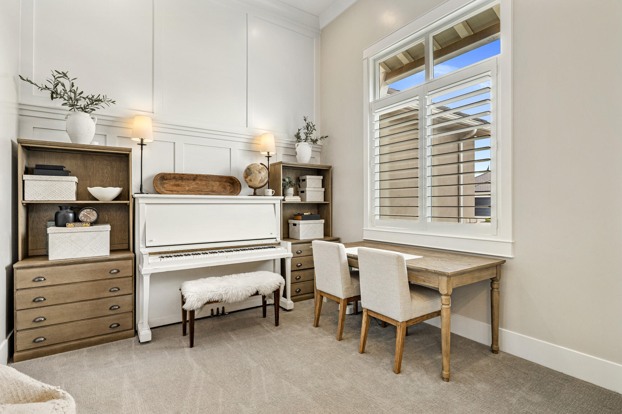 3136 E Blue Quartz DR