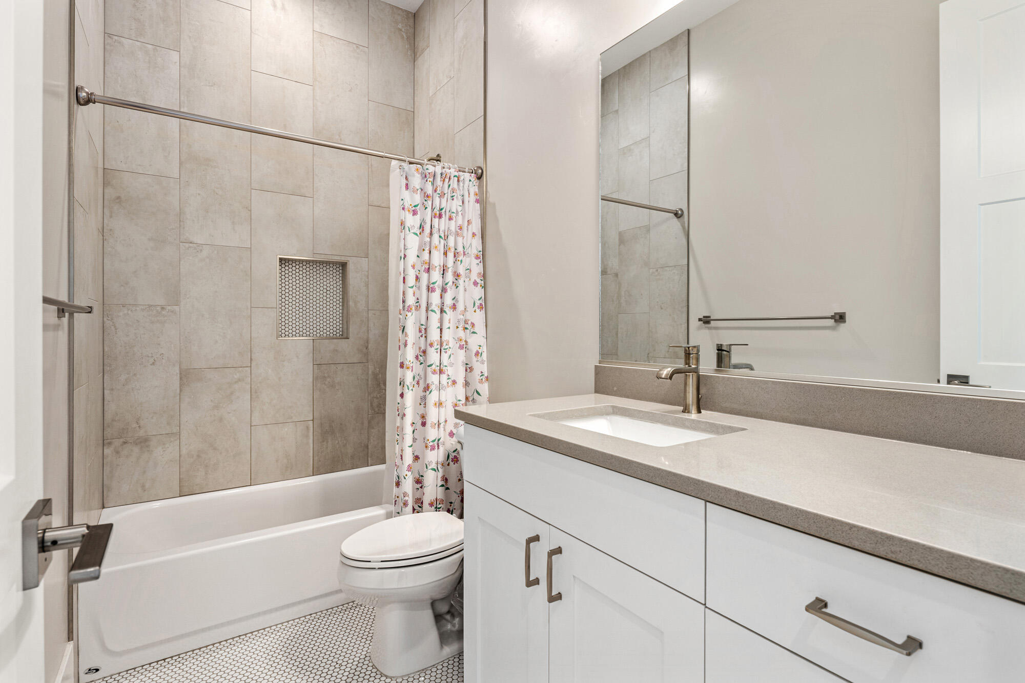 3136 E Blue Quartz DR