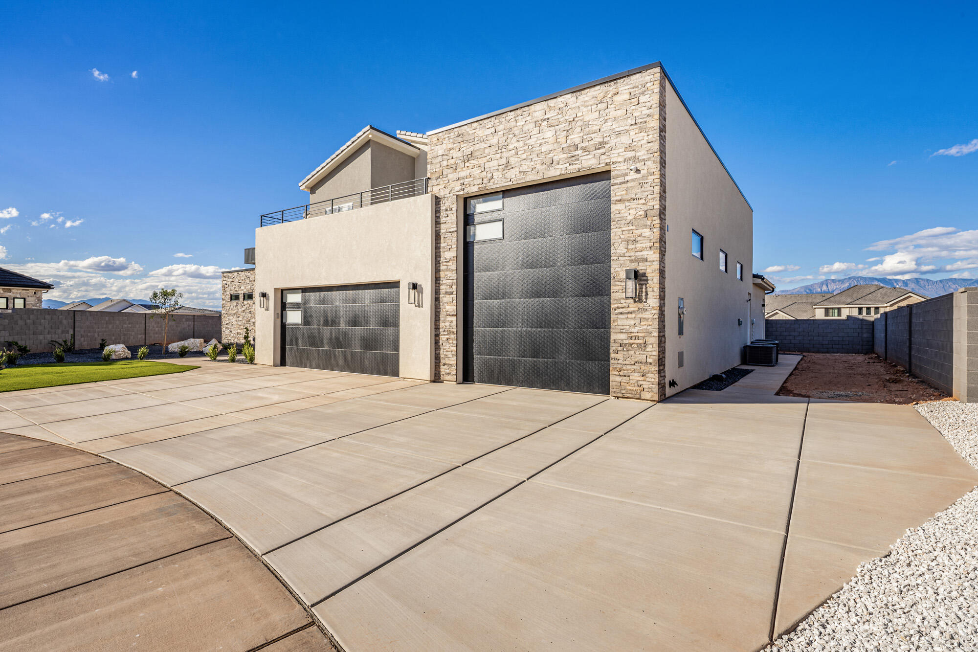 447 E Malt House