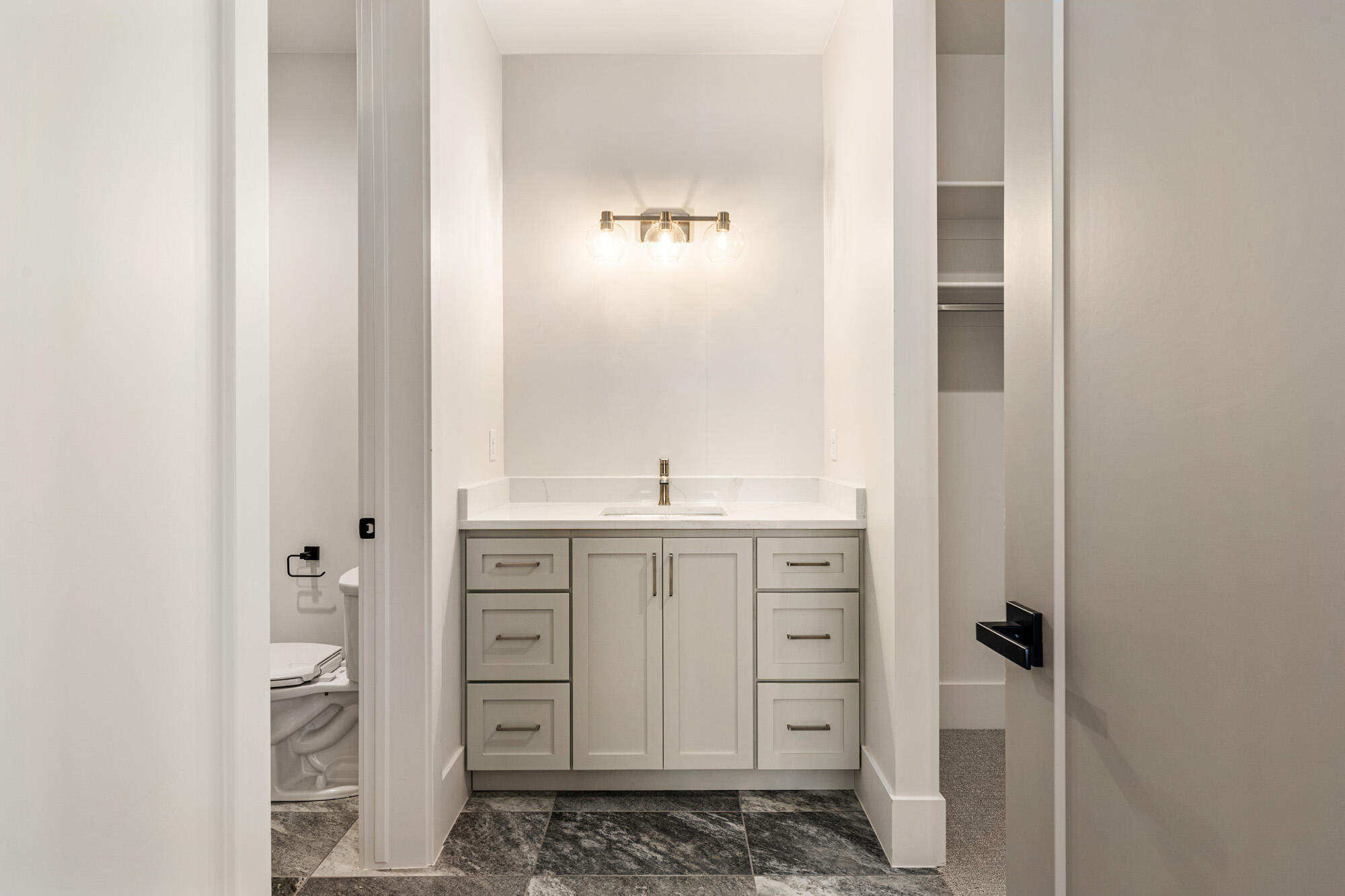 447 E Malt House