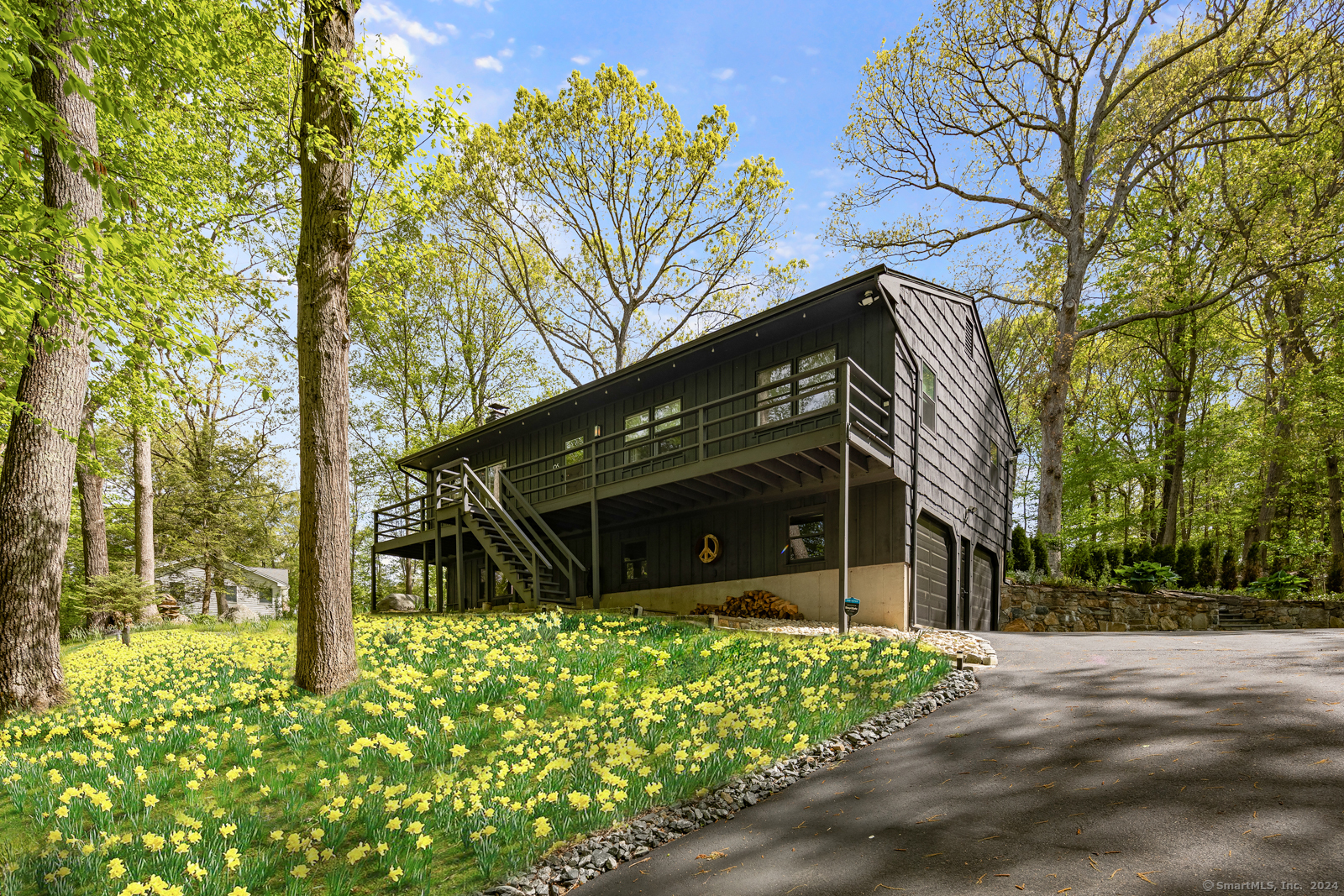 95 Longfellow Road