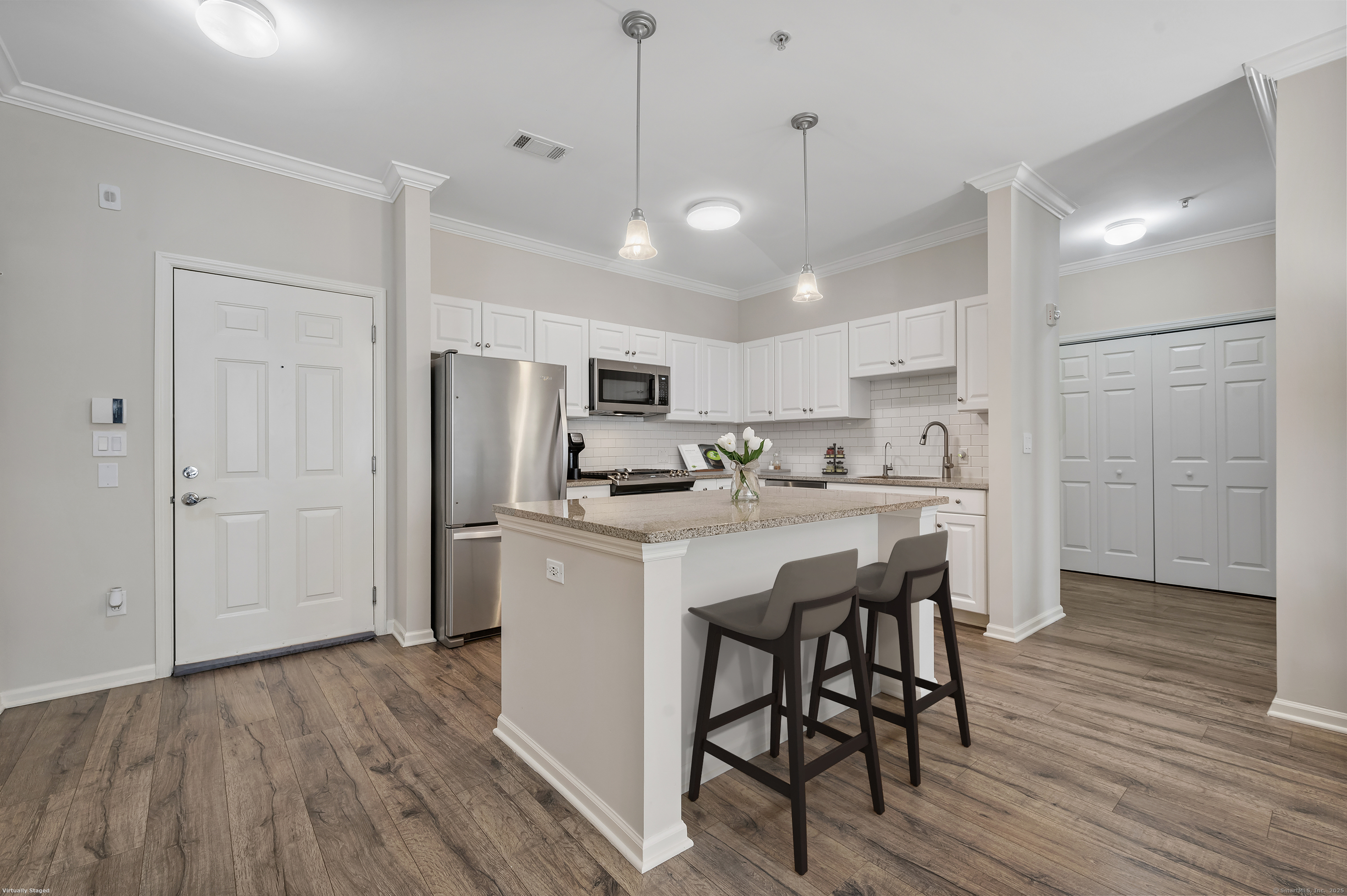 25 Adams Avenue 114