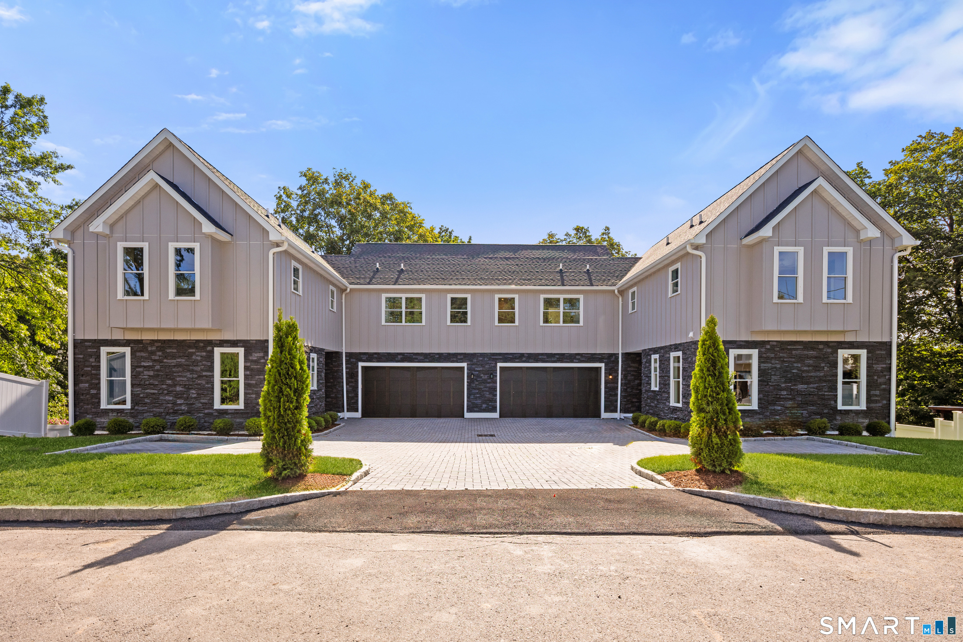 10 Highland Place