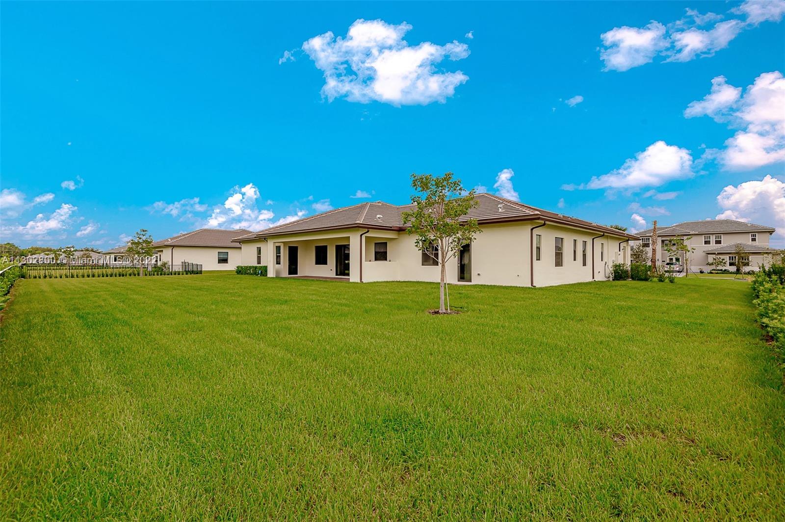 1971 Meadows Dr