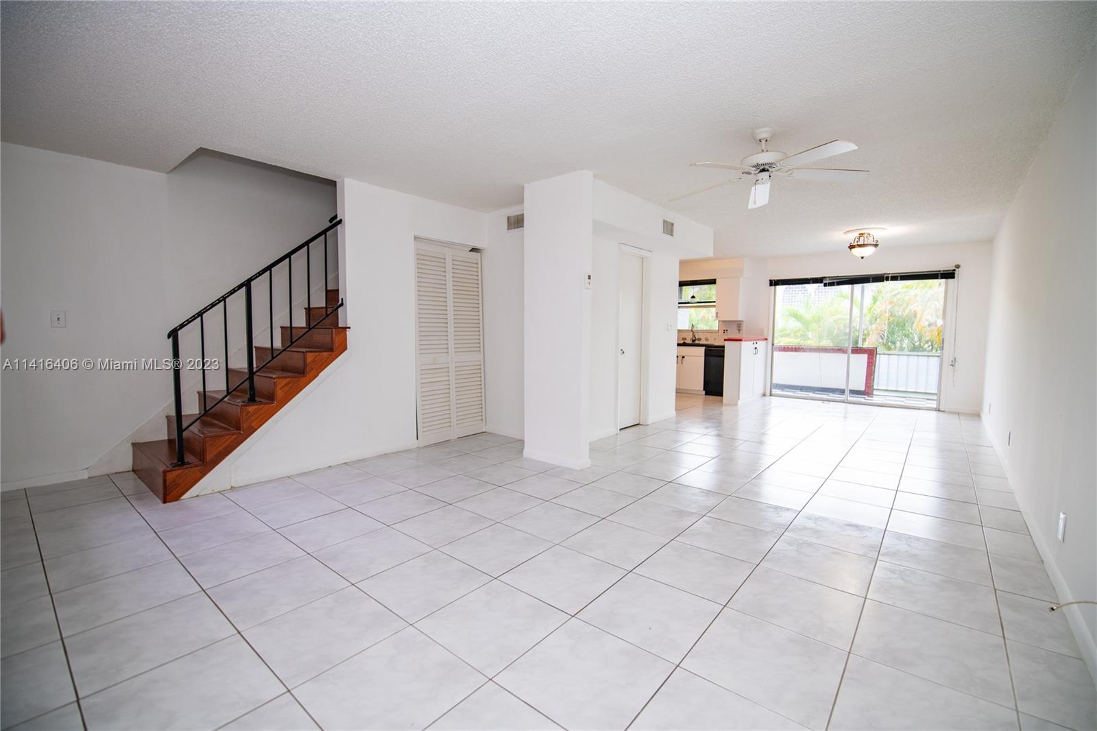 1100 SE 4th Ave # 26