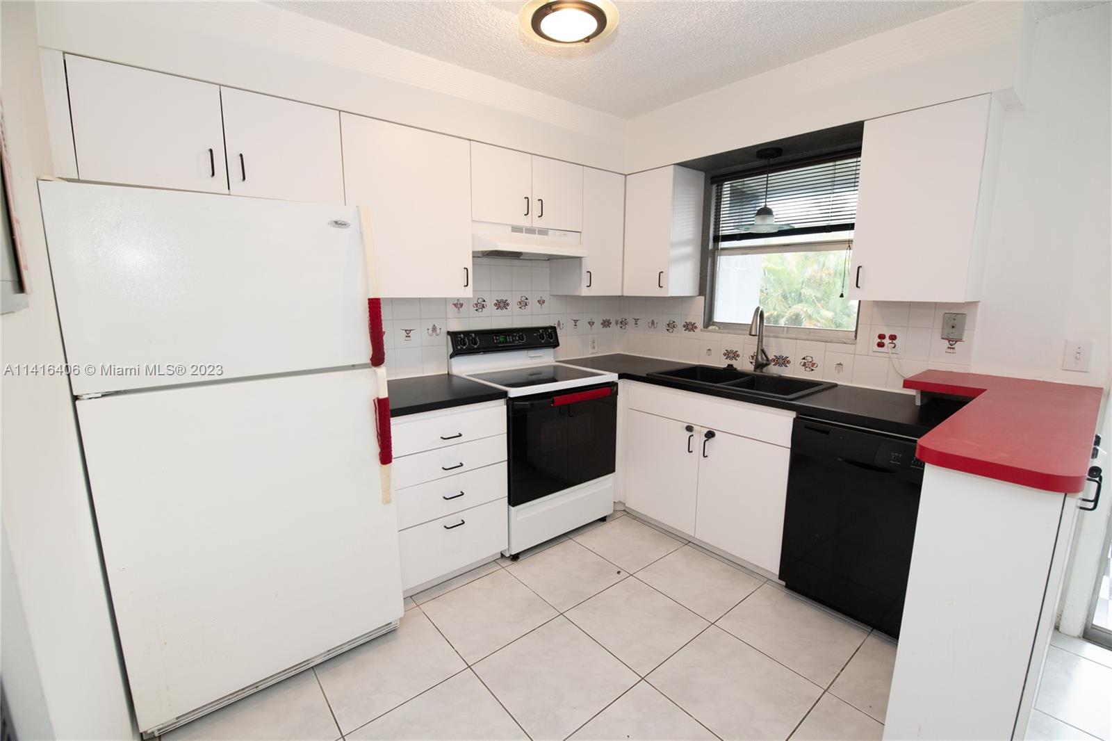 1100 SE 4th Ave # 26
