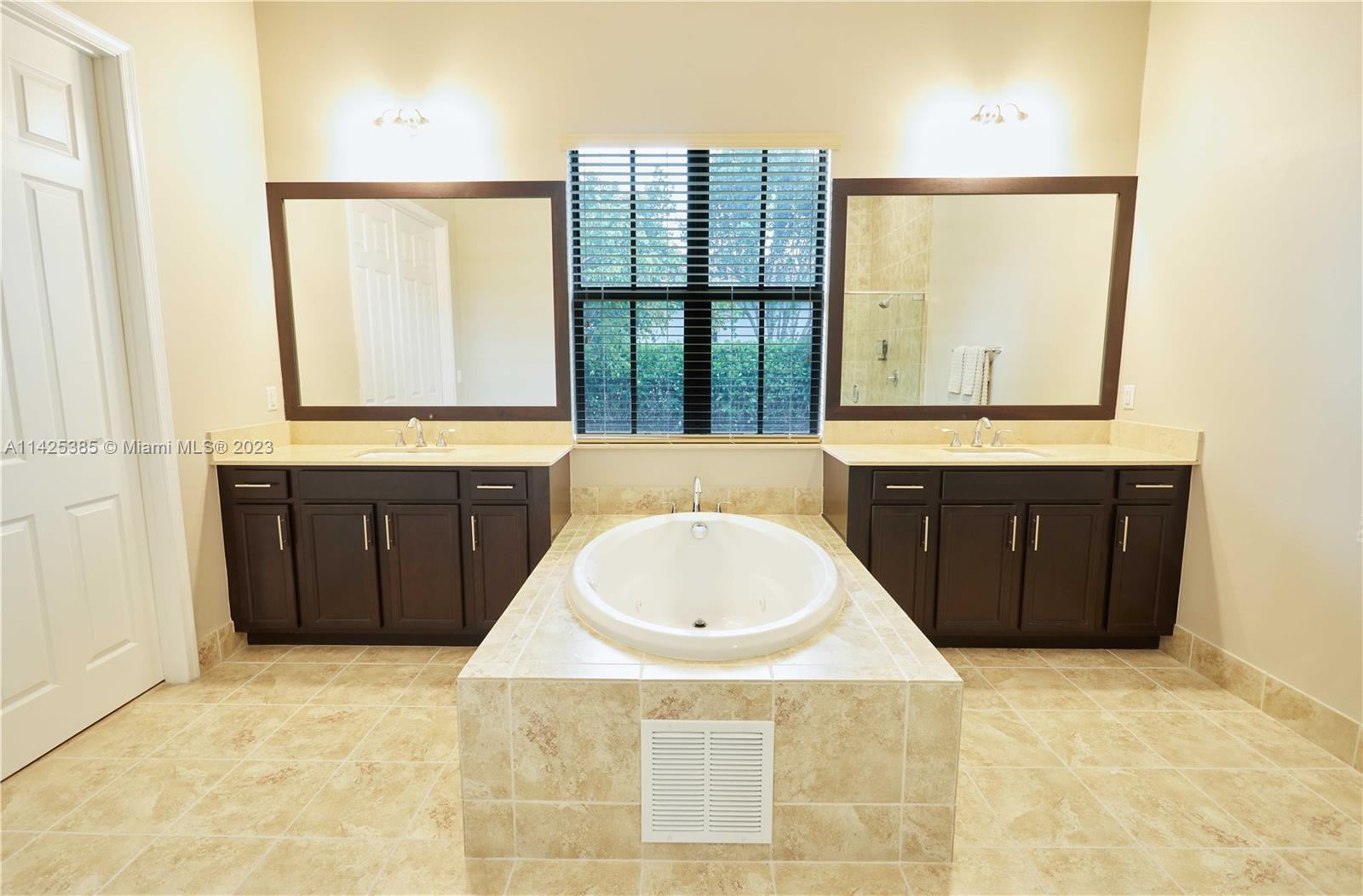 4431 Estates Rd