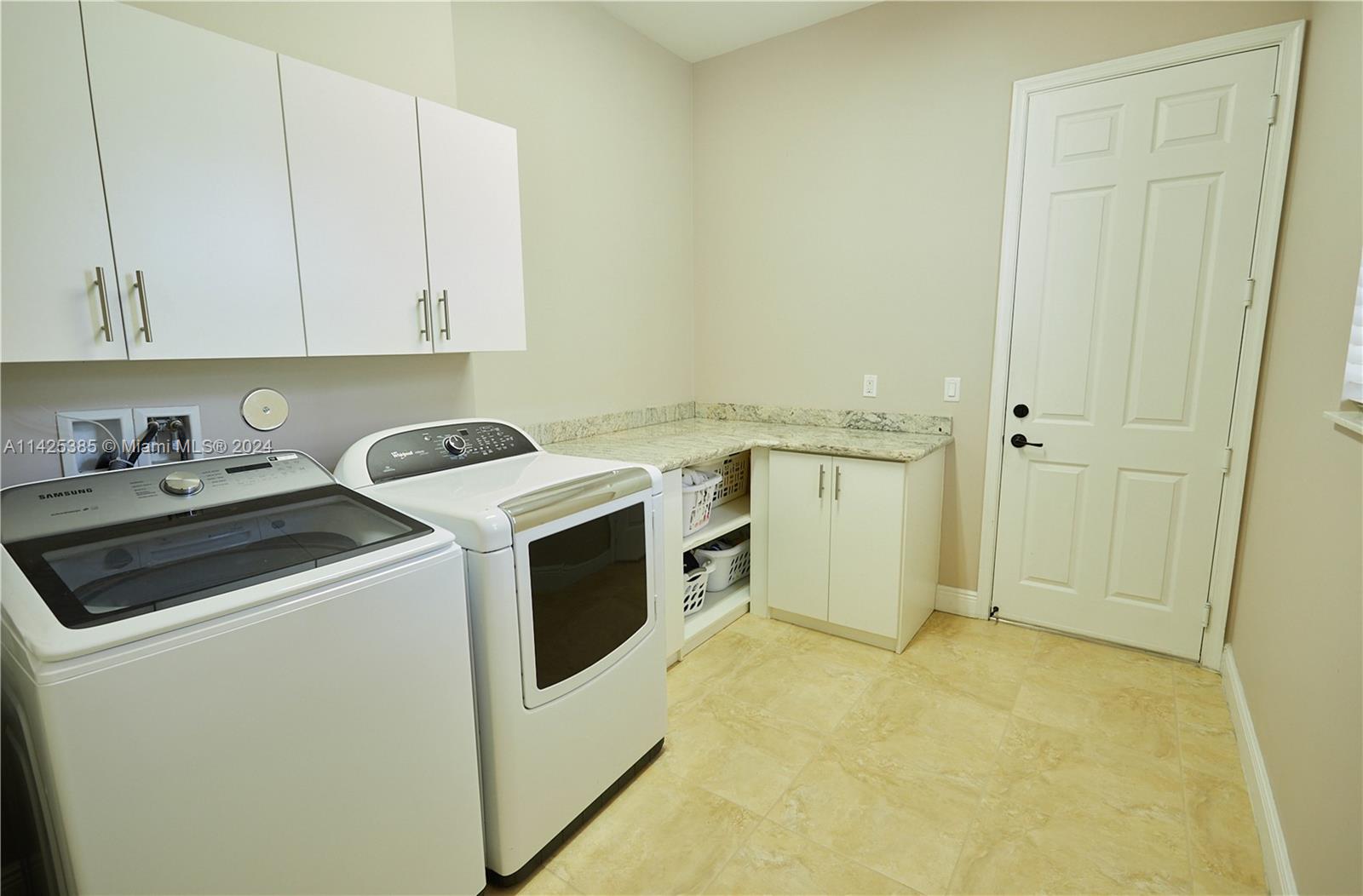 4431 Estates Rd