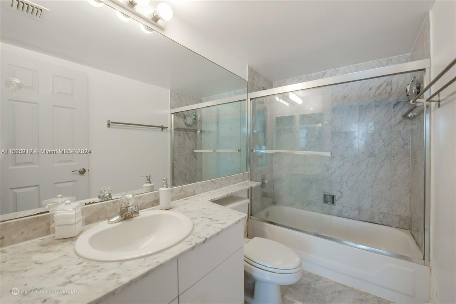 800 Claughton Island Dr # 2202