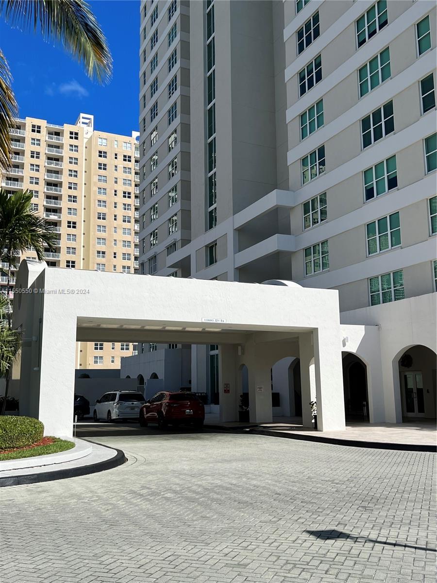 800 Claughton Island Dr # 2001