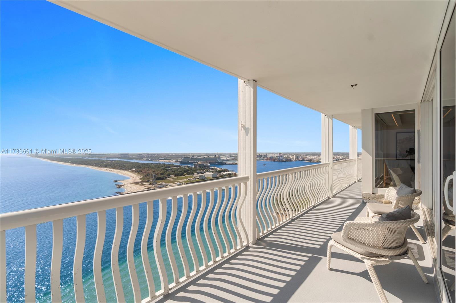 2200 S Ocean Ln Unit: 2609/2610