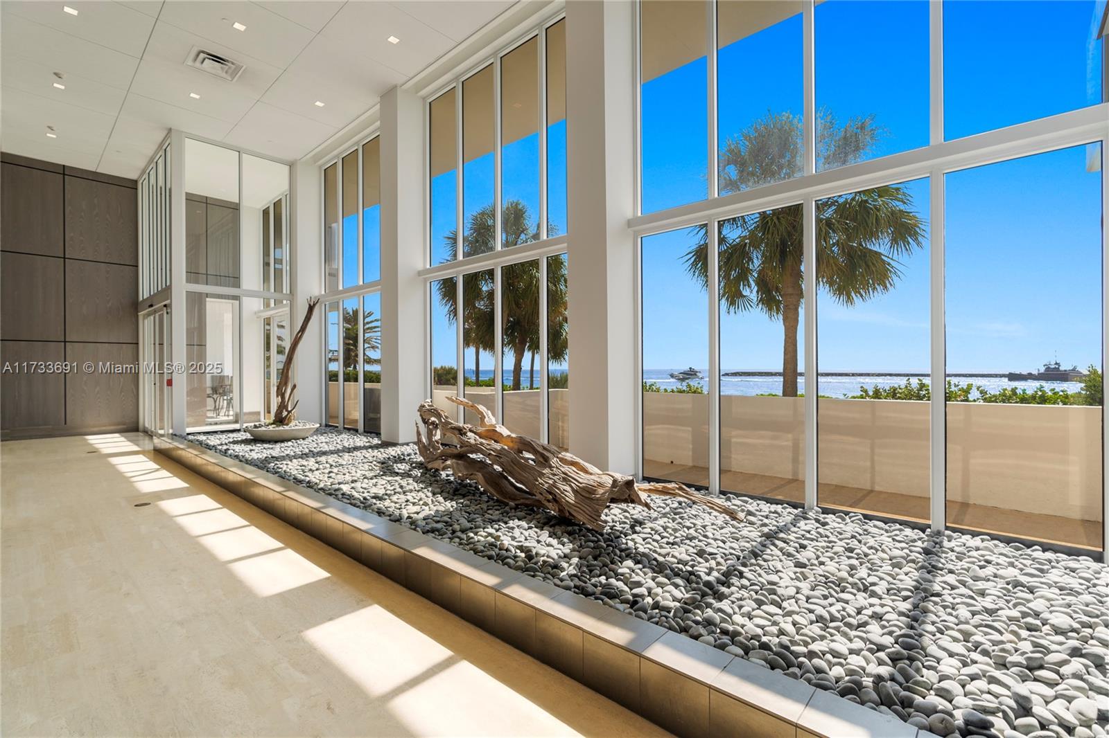 2200 S Ocean Ln Unit: 2609/2610