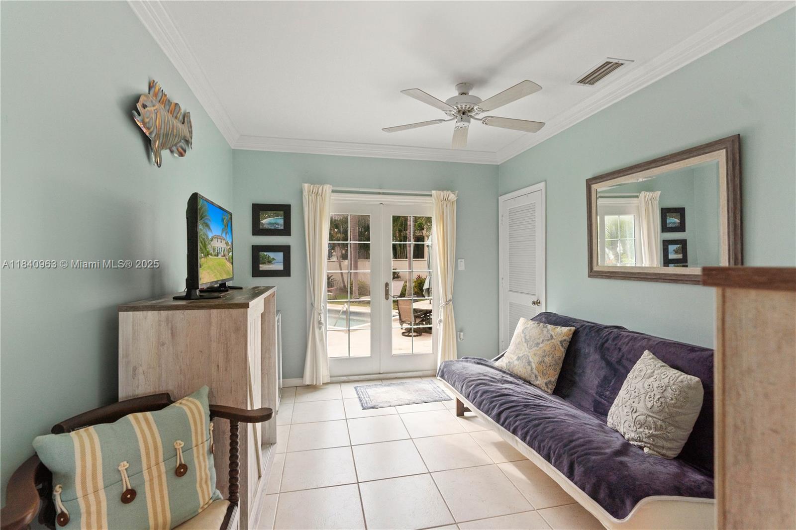 99 Seabreeze Ave # 1