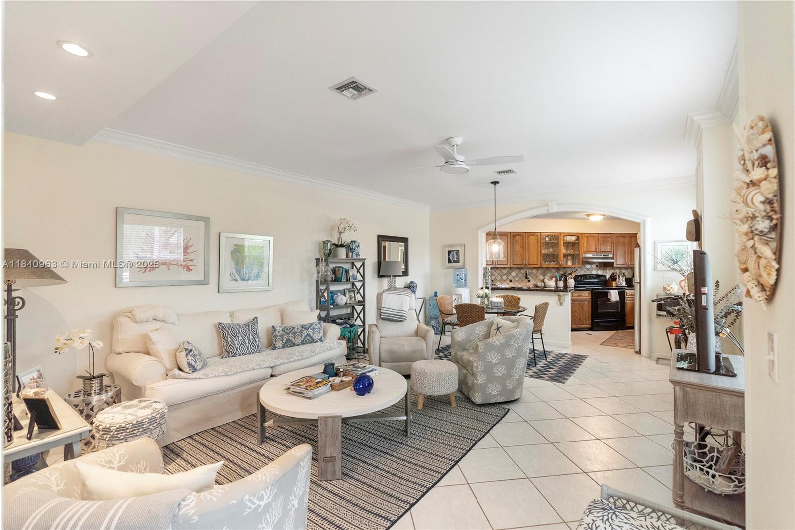 99 Seabreeze Ave # 1