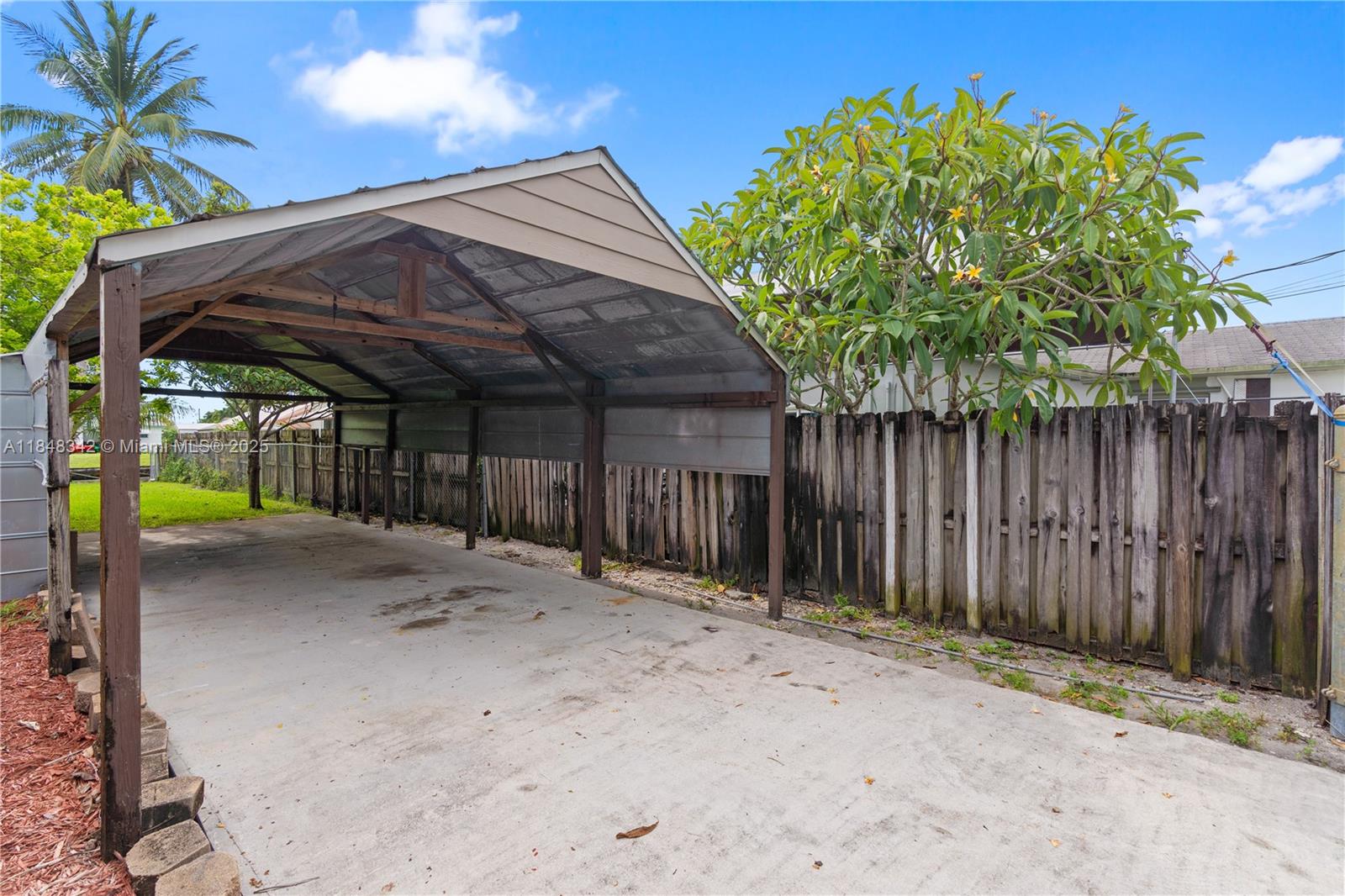 4580 SW 34th Ter