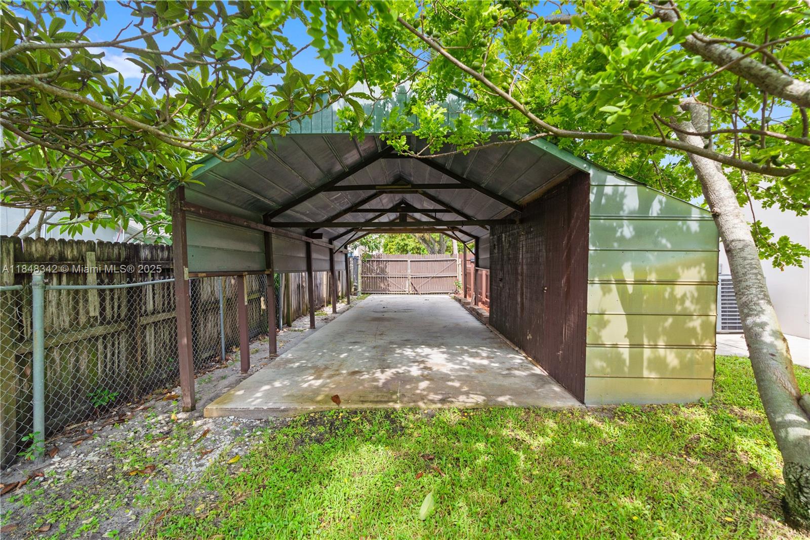 4580 SW 34th Ter