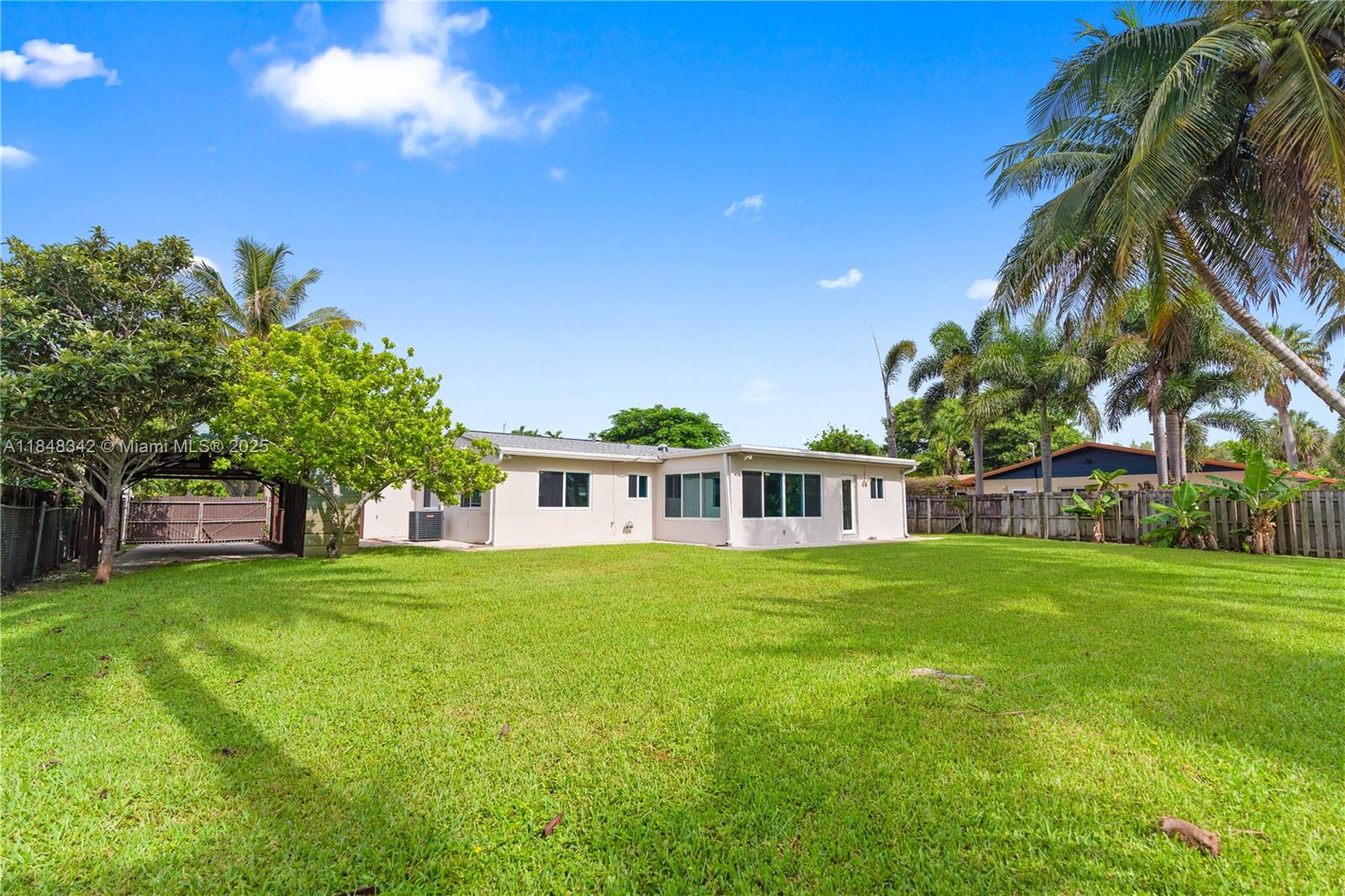 4580 SW 34th Ter