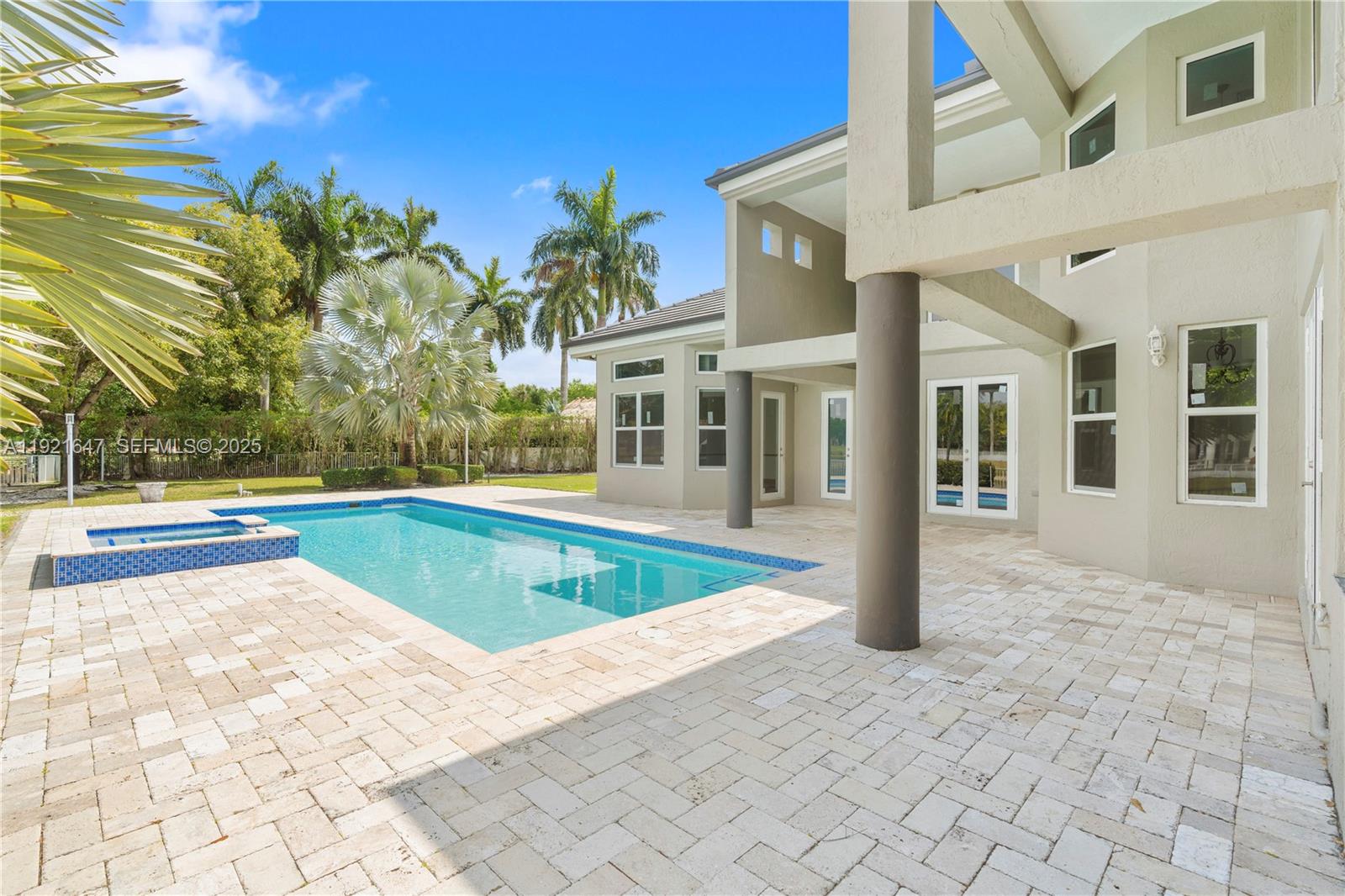 15601 SW 14th Street