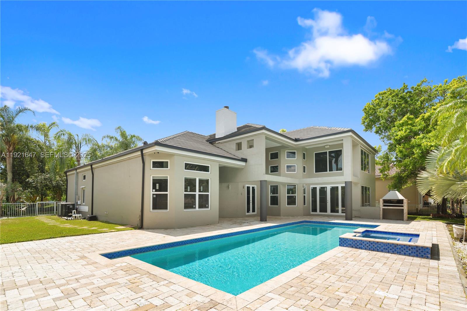 15601 SW 14th Street