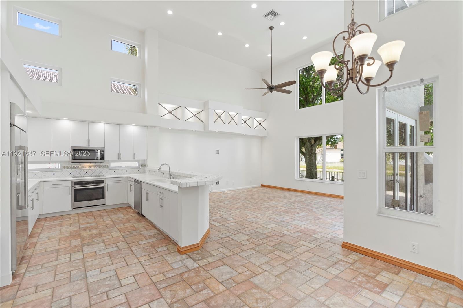 15601 SW 14th Street
