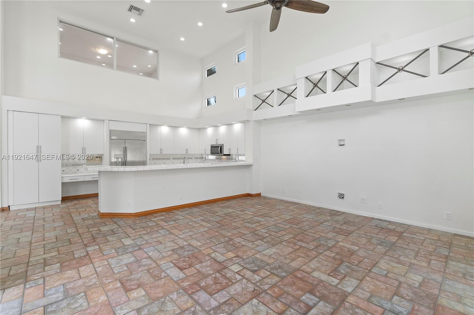 15601 SW 14th Street