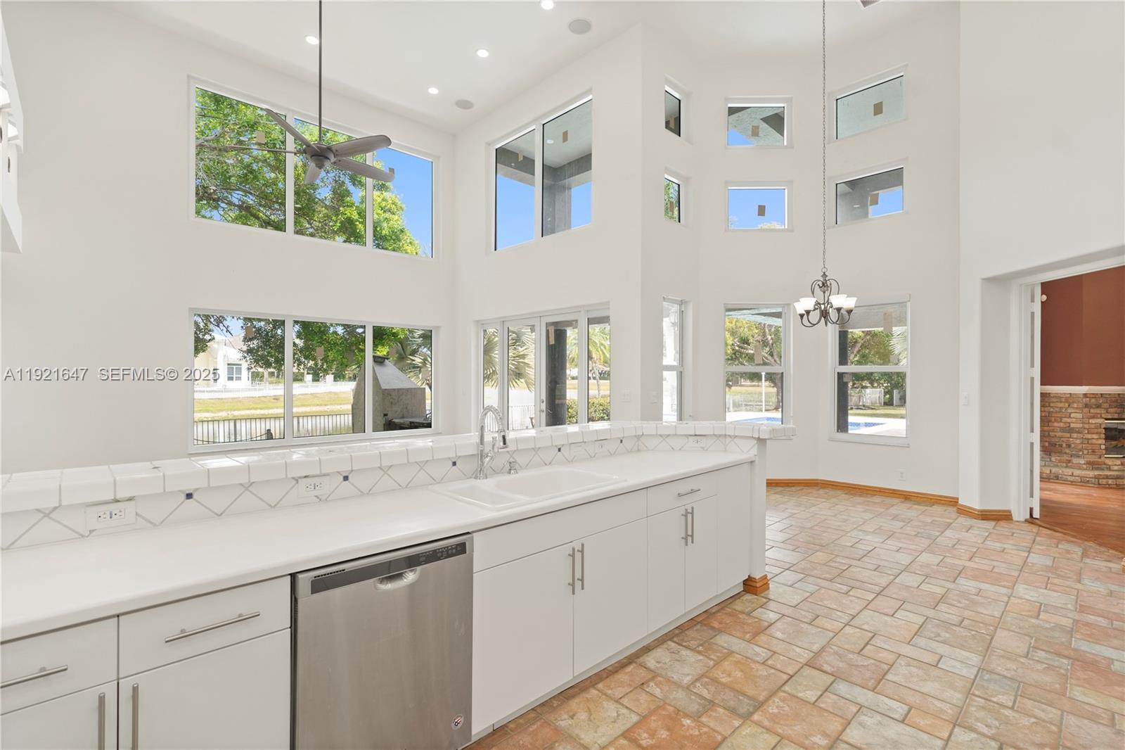15601 SW 14th Street