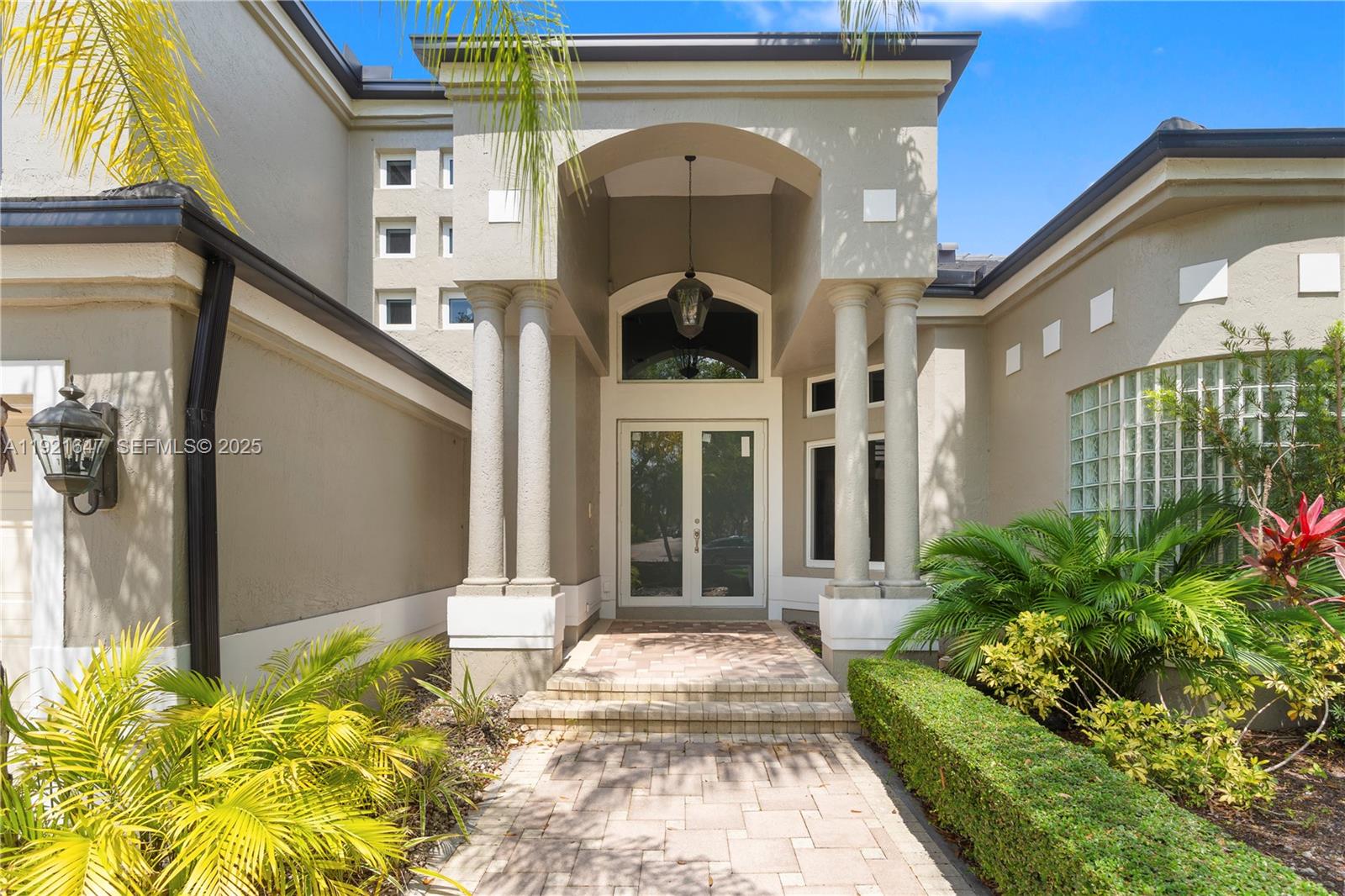 15601 SW 14th Street
