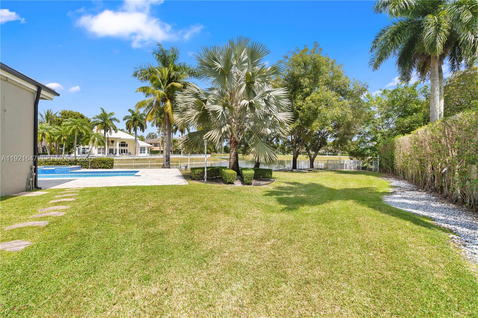 15601 SW 14th Street