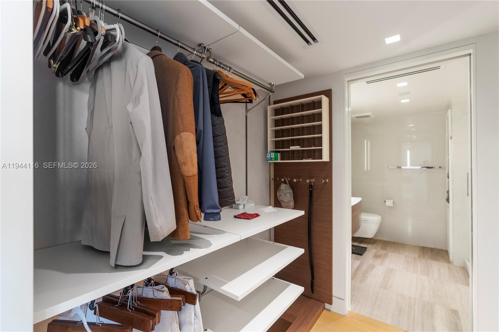 2200 S Ocean Ln Unit: 2609/2610