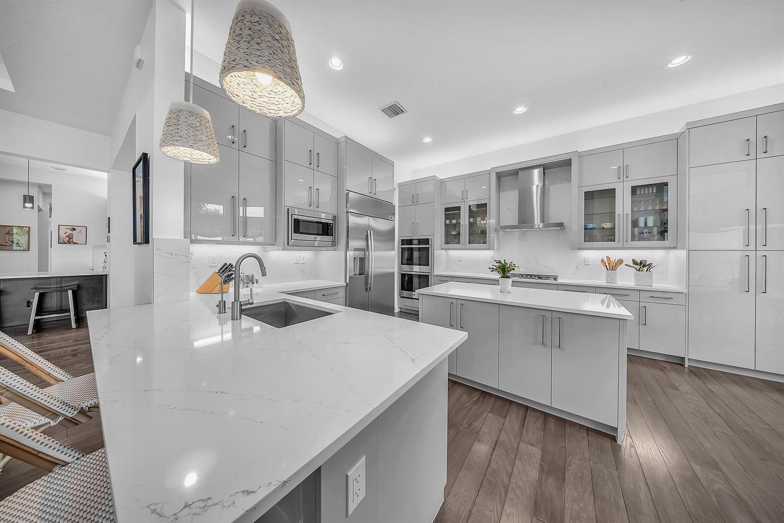 11340 Frosted Pine Manor