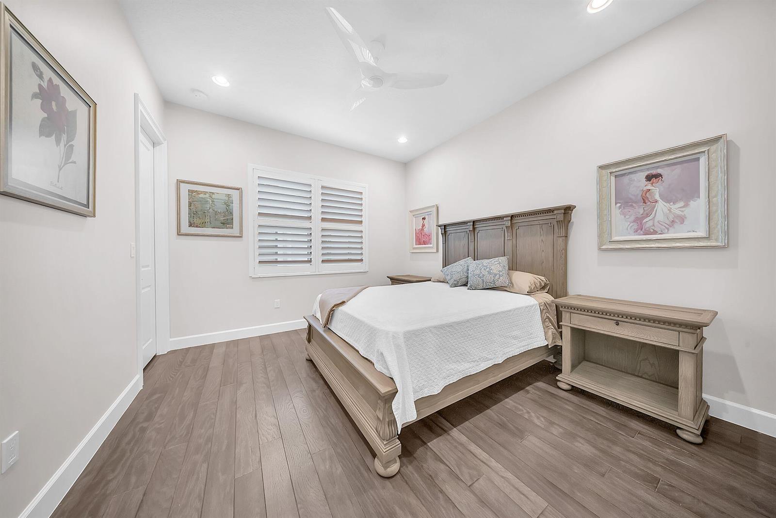 11340 Frosted Pine Manor